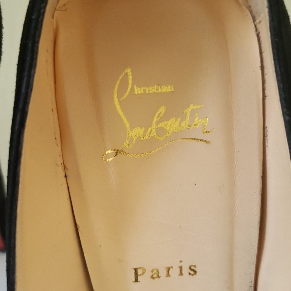 EUC Christian Louboutin Black Suede Pumps - Picture 5 of 8